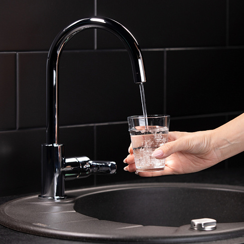 В интерьере