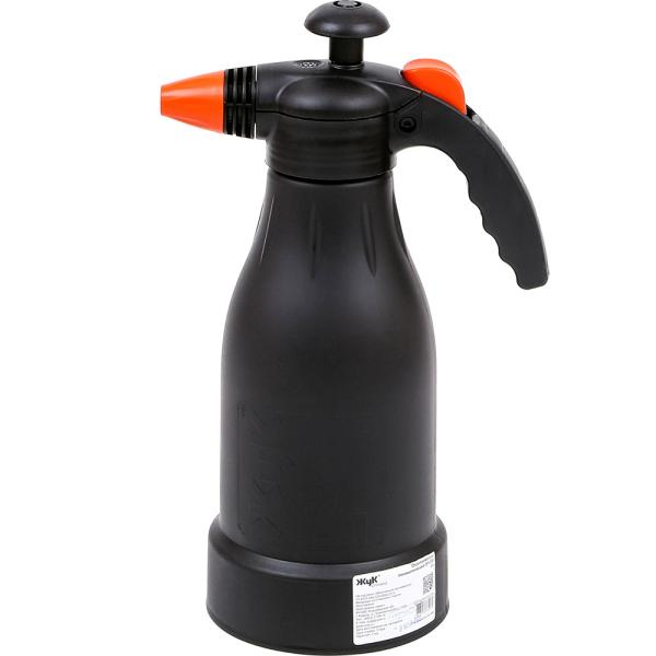 Опрыскиватель ручной с насосом Жук ОП-230 2л