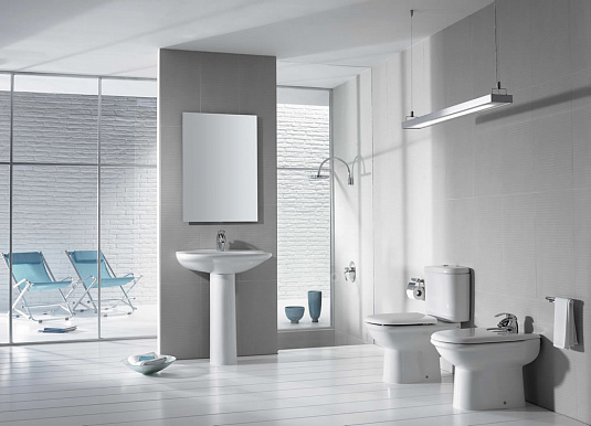 В интерьере