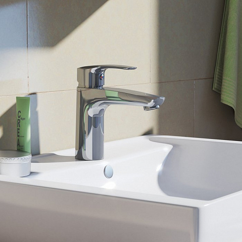 В интерьере