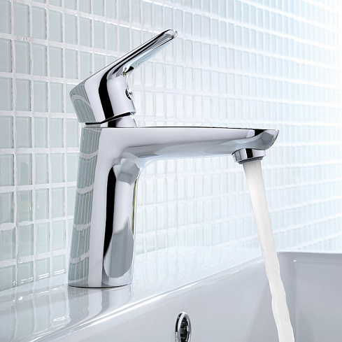 В интерьере