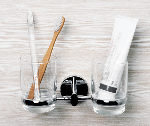 В интерьере