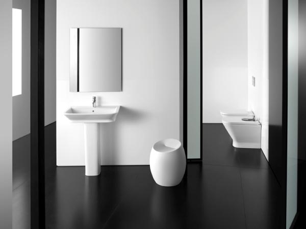 В интерьере