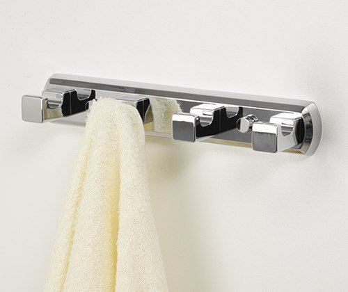 В интерьере