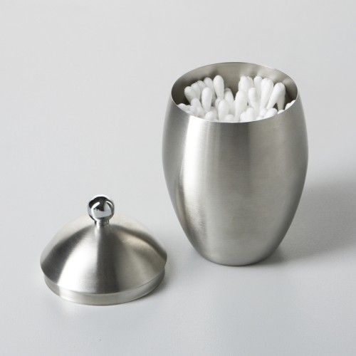 В интерьере